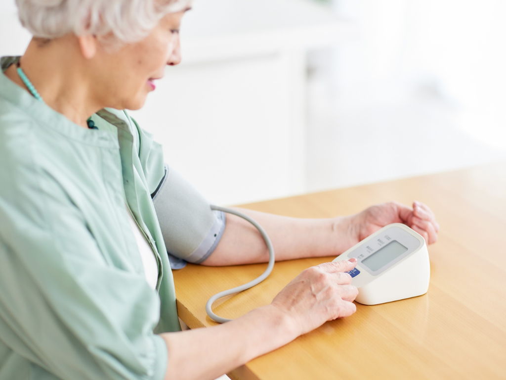 Does an infrared sauna lower blood pressure?

